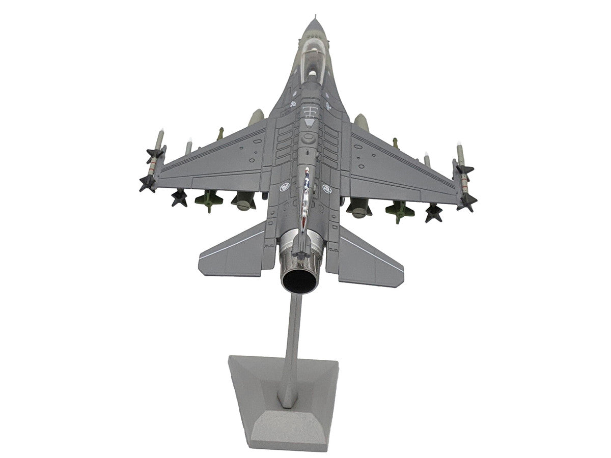 General Dynamics F-16D Fighting Falcon Fighter Aircraft "425th Fighter Squadron Best of Both Worlds Peace Carvin II 25th Anniversary Livery 56th Fighter Wing Luke AFB" (2018) United States Air Force 1/72 Diecast Model Airplane LuxuryLifeWay Online Store
