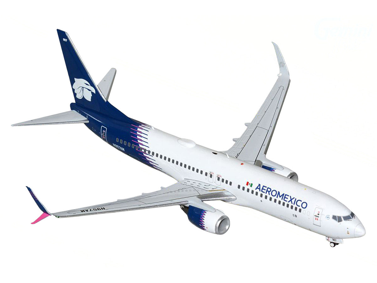Boeing 737-800 Commercial Aircraft "AeroMexico" (N957AM) White with Dark Blue Tail "Gemini 200" Series 1/200 Diecast Model Airplane by GeminiJets LuxuryLifeWay Online Store