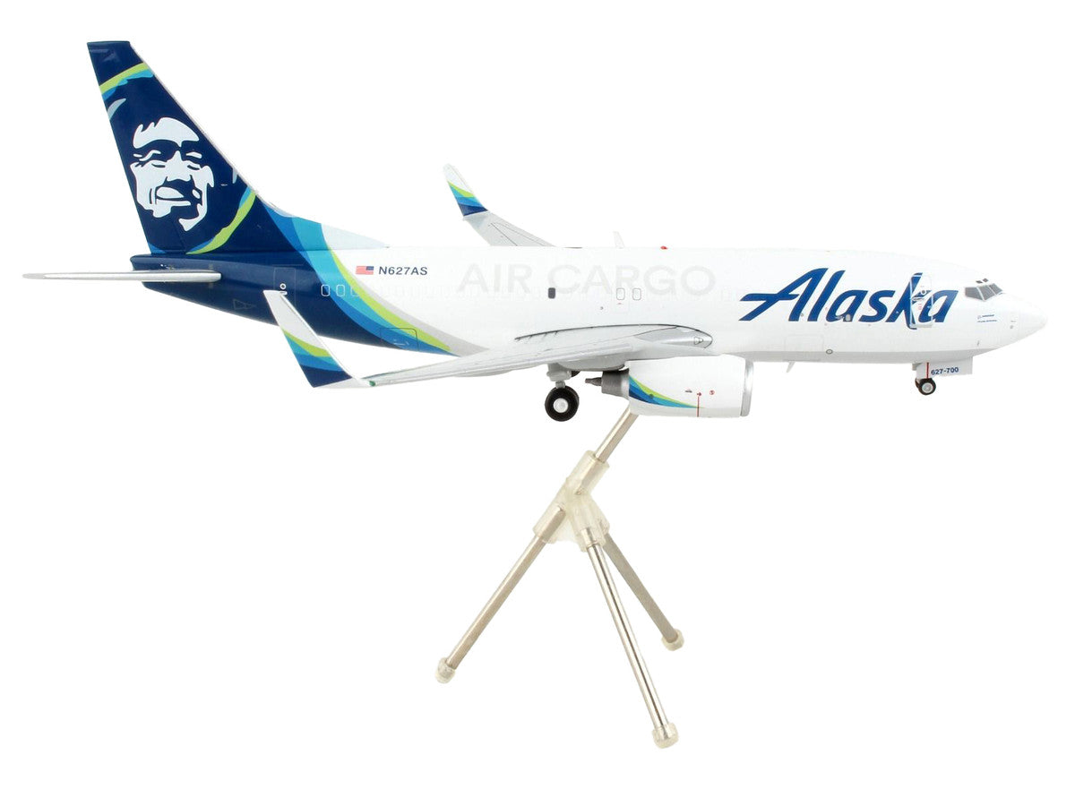 Boeing 737-700BDSF Commercial Aircraft "Alaska Air Cargo" White with Blue Tail "Gemini 200" Series 1/200 Diecast Model Airplane by GeminiJets LuxuryLifeWay Online Store