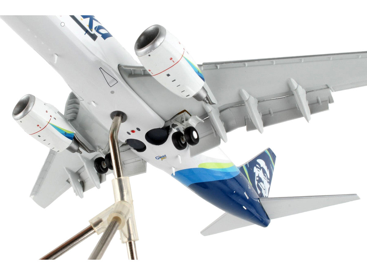 Boeing 737-700BDSF Commercial Aircraft with Flaps Down "Alaska Air Cargo" White with Blue Tail "Gemini 200" Series 1/200 Diecast Model Airplane by GeminiJets LuxuryLifeWay Online Store