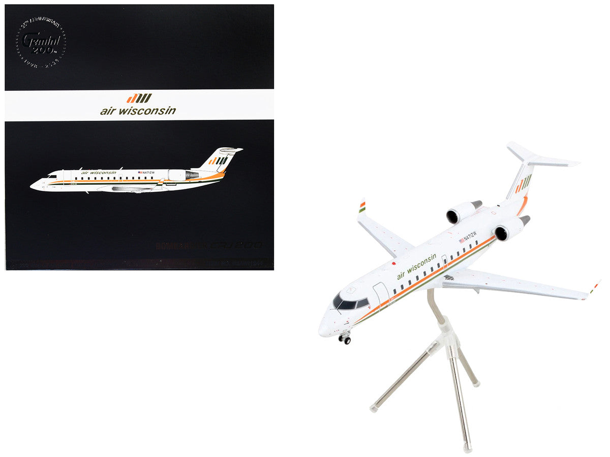 Bombardier CRJ200 Commercial Aircraft "Air Wisconsin" White with Orange and Green Stripes "Gemini 200" Series 1/200 Diecast Model Airplane by GeminiJets LuxuryLifeWay Online Store