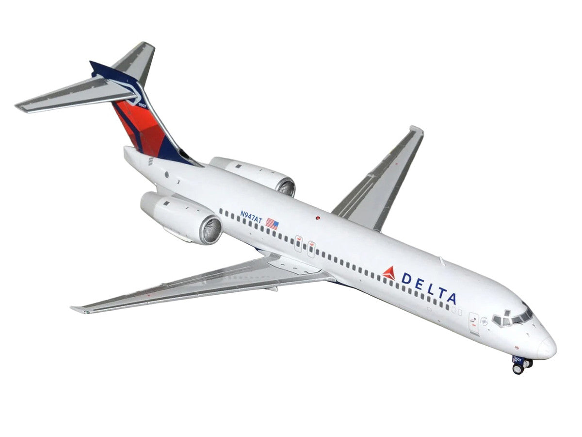 Boeing 717-200 Commercial Aircraft "Delta Air Lines" (N947AT) White with Blue and Red Tail "Gemini 200" Series 1/200 Diecast Model by GeminiJets LuxuryLifeWay Online Store