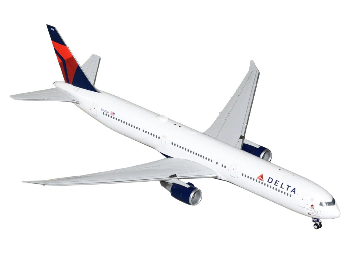 Boeing 767-400ER Commercial Aircraft "Delta Air Lines" (N482MH) White with Blue and Red Tail "Gemini 200" 1/200 Diecast Model Airplane by GeminiJets LuxuryLifeWay Online Store