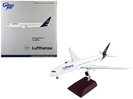 Boeing 787-9 Commercial Aircraft "Lufthansa" White with Blue Tail "Gemini 200" Series 1/200 Diecast Model Airplane by GeminiJets LuxuryLifeWay Online Store