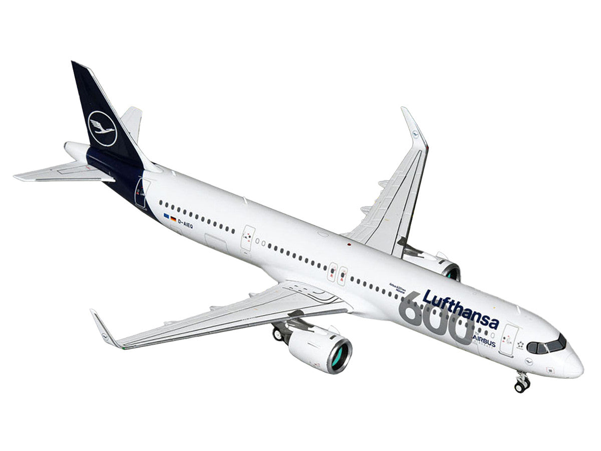 Airbus A321neo Commercial Aircraft "Lufthansa - 600th Airbus Aircraft" (D-AIEQ) White with Dark Blue Tail "Gemini 200" Series 1/200 Diecast Model Airplane by GeminiJets LuxuryLifeWay Online Store