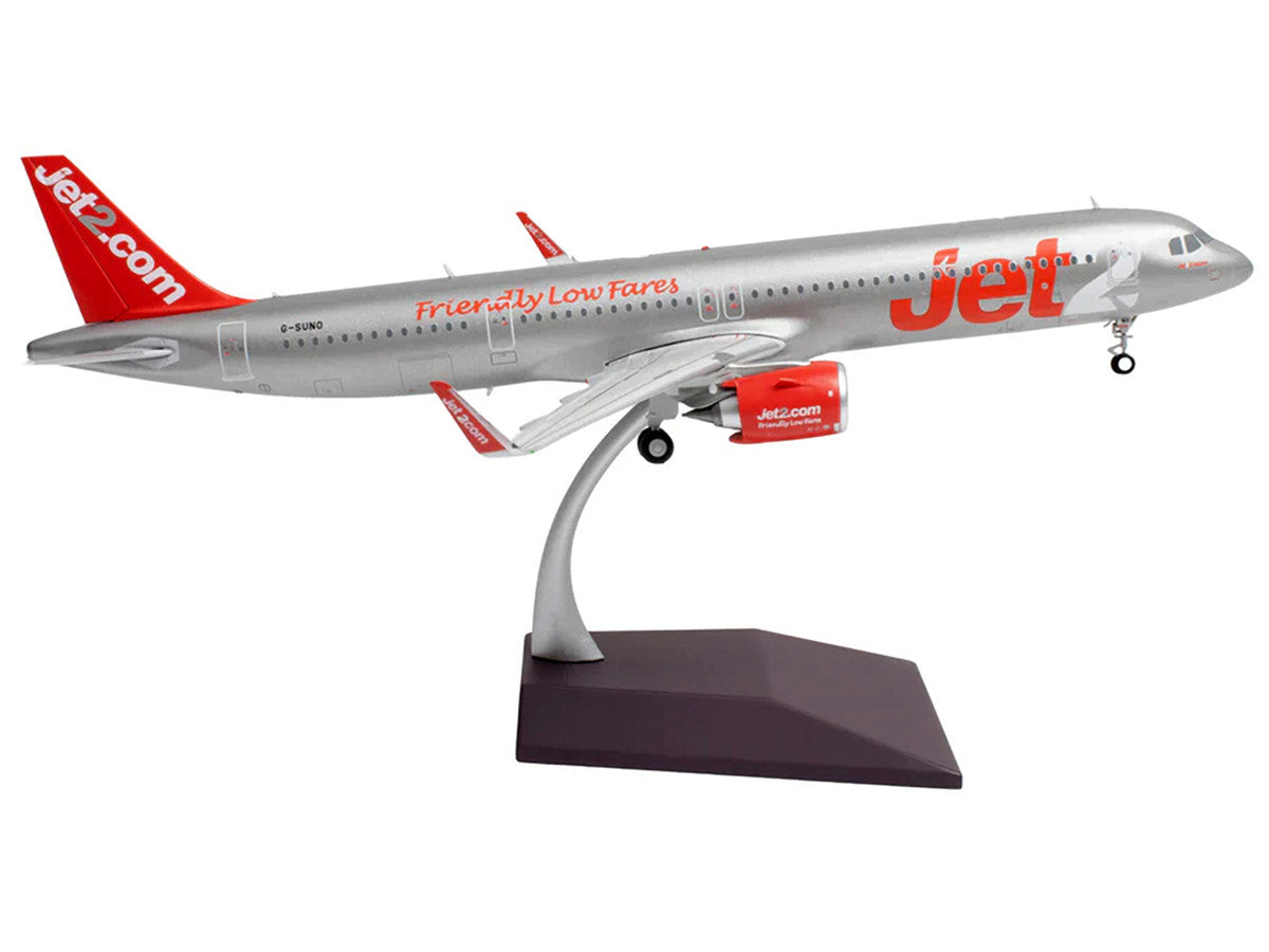 Airbus A321neo Commercial Aircraft "Jet2" (G-SUNO) Silver with Red Tail "Gemini 200" Series 1/200 Diecast Model Airplane by GeminiJets LuxuryLifeWay Online Store