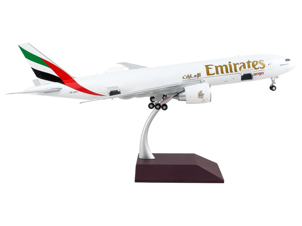 Boeing 777F Commercial Aircraft "Emirates Airlines - SkyCargo" White with Striped Tail "Gemini 200 - Interactive" Series 1/200 Diecast Model Airplane by GeminiJets LuxuryLifeWay Online Store