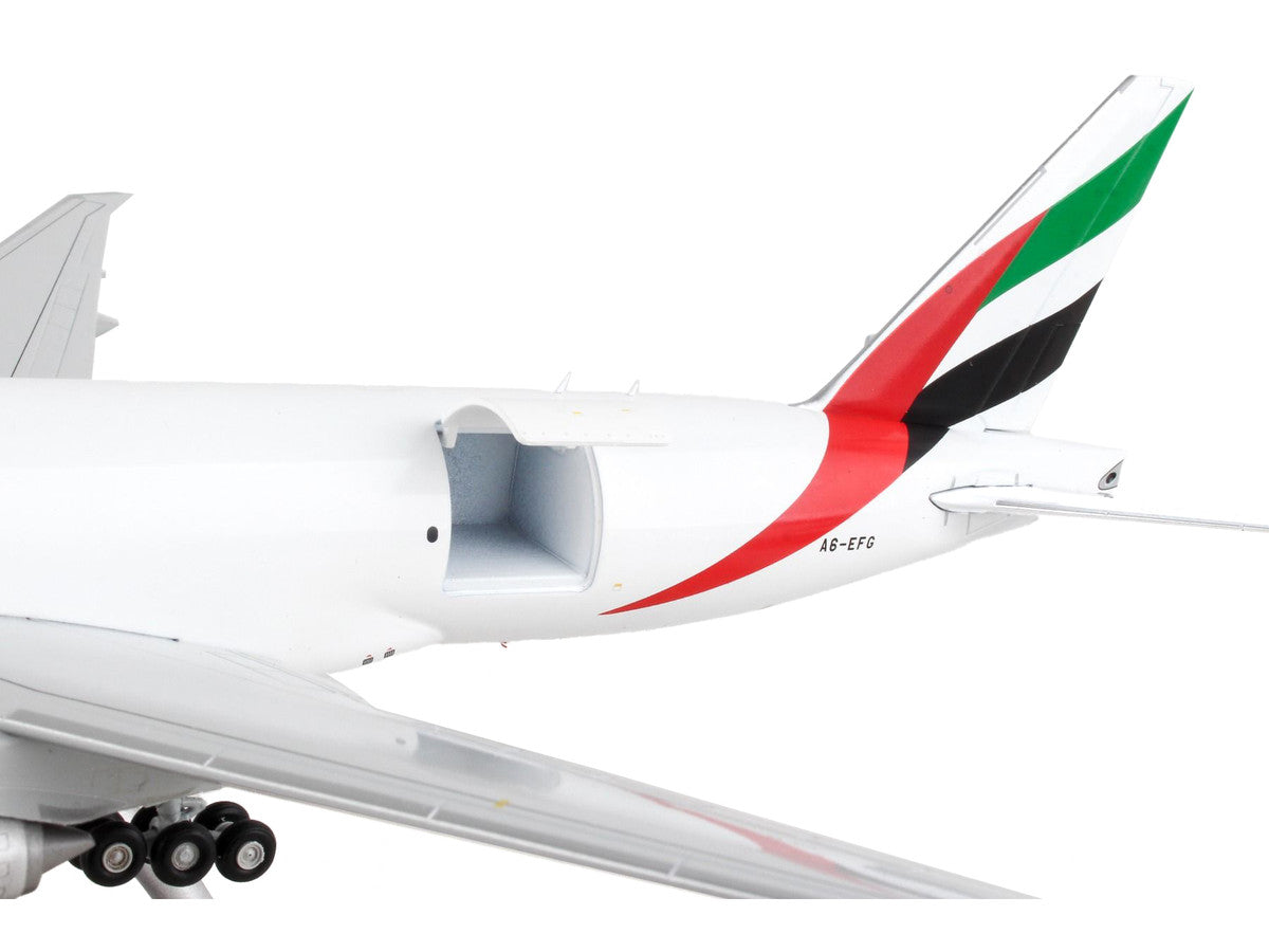 Boeing 777F Commercial Aircraft "Emirates Airlines - SkyCargo" White with Striped Tail "Gemini 200 - Interactive" Series 1/200 Diecast Model Airplane by GeminiJets LuxuryLifeWay Online Store