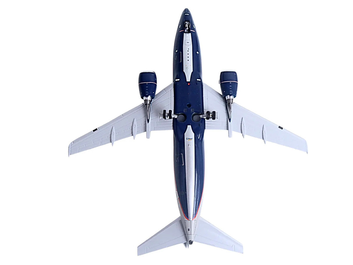 Boeing 737-500 Commercial Aircraft "United Airlines - Classic 737 Series" (N936UA) Gray with Blue Tail "Gemini 200" Series 1/200 Diecast Model Airplane by GeminiJets LuxuryLifeWay Online Store