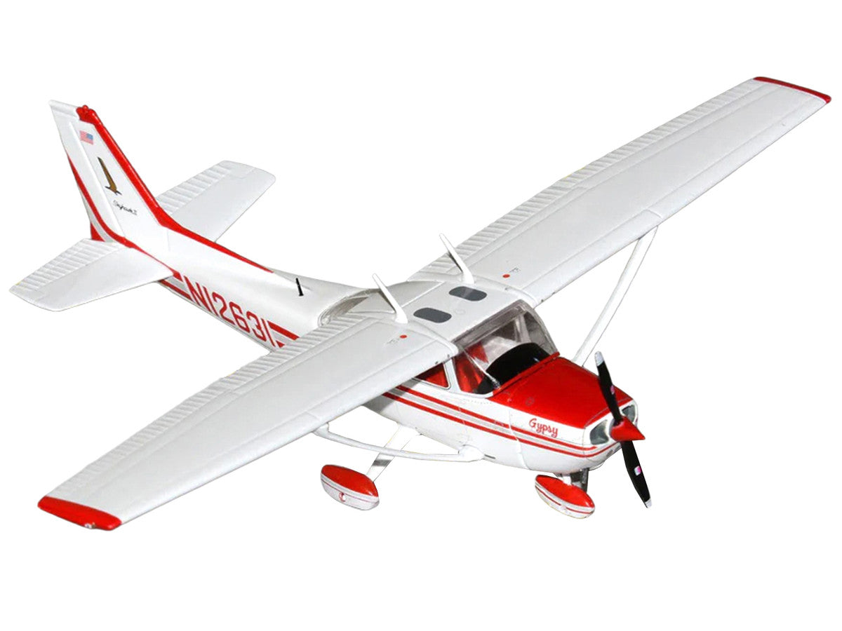 Cessna 172 Skyhawk Aircraft "N12631" Red and White "Gemini General Aviation" Series 1/72 Diecast Model by GeminiJets LuxuryLifeWay Online Store