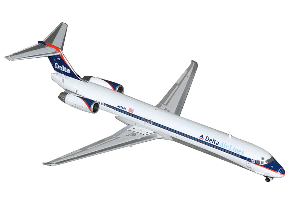 McDonnell Douglas MD-88 Commercial Aircraft "Delta Air Lines" (N925DL) White with Blue and Red Graphics 1/400 Diecast Model Airplane by GeminiJets LuxuryLifeWay Online Store