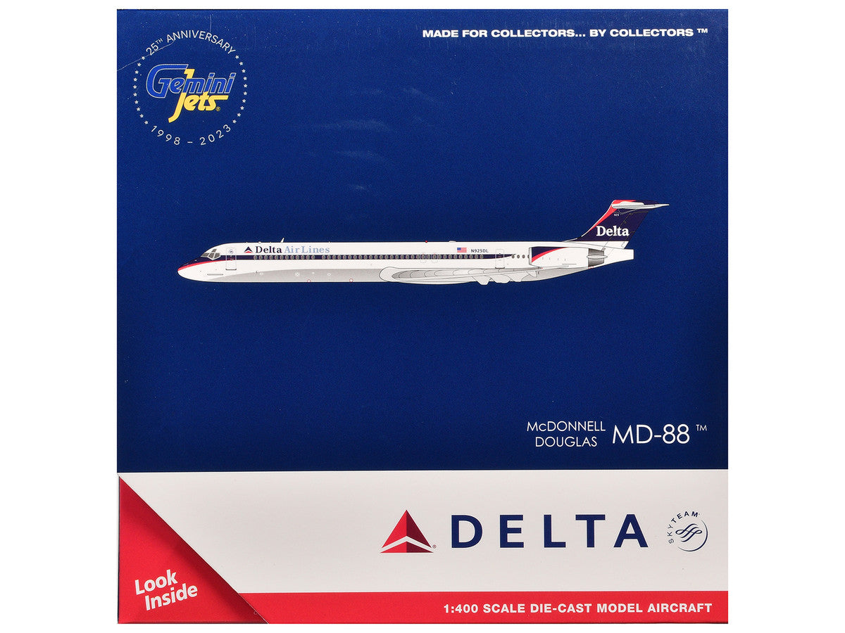 McDonnell Douglas MD-88 Commercial Aircraft "Delta Air Lines" (N925DL) White with Blue and Red Graphics 1/400 Diecast Model Airplane by GeminiJets LuxuryLifeWay Online Store