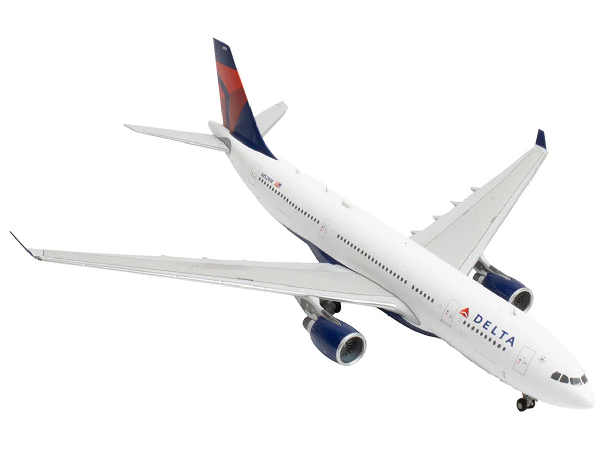 Airbus A330-200 Commercial Aircraft "Delta Air Lines" (N852NW) White with Red and Blue Tail 1/400 Diecast Model Airplane by GeminiJets LuxuryLifeWay Online Store