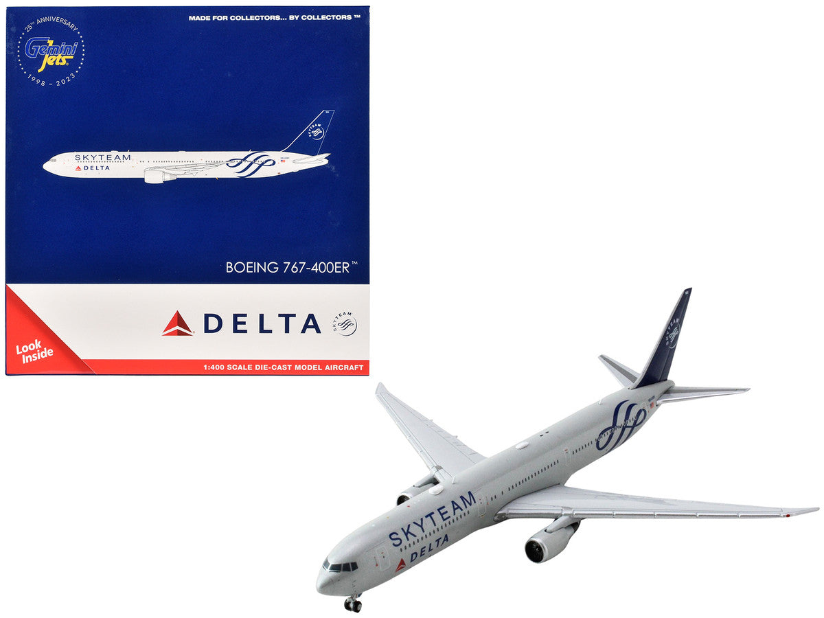 Boeing 767-400ER Commercial Aircraft "Delta Air Lines Skyteam" (N844MH) Gray Metallic with Blue Tail 1/400 Diecast Model Airplane by GeminiJets LuxuryLifeWay Online Store