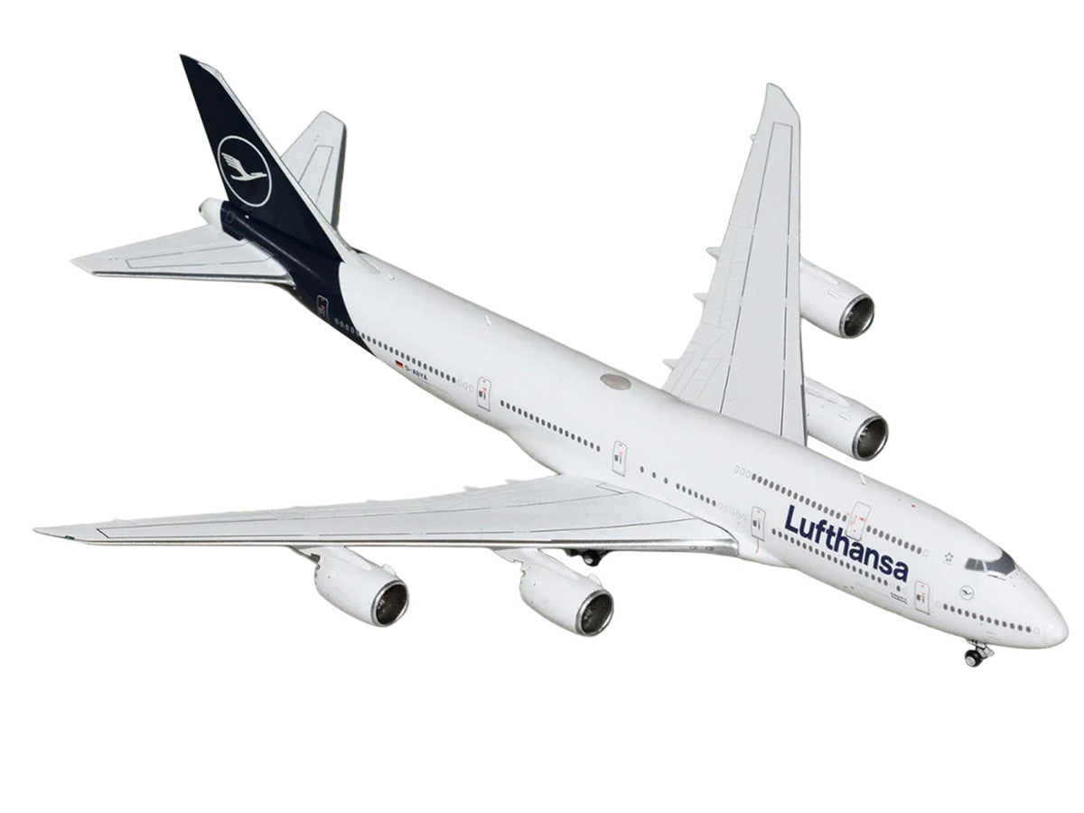 Boeing 747-8I Commercial Aircraft "Lufthansa" (D-ABYA) White with Dark Blue Tail 1/400 Diecast Model GeminiJets LuxuryLifeWay Online Store