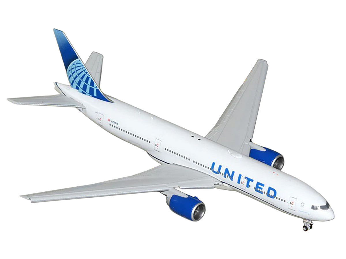Boeing 777-200ER Commercial Aircraft with Flaps Down "United Airlines" (N798UA) White with Blue Tail 1/400 Diecast Model Airplane by GeminiJets LuxuryLifeWay Online Store