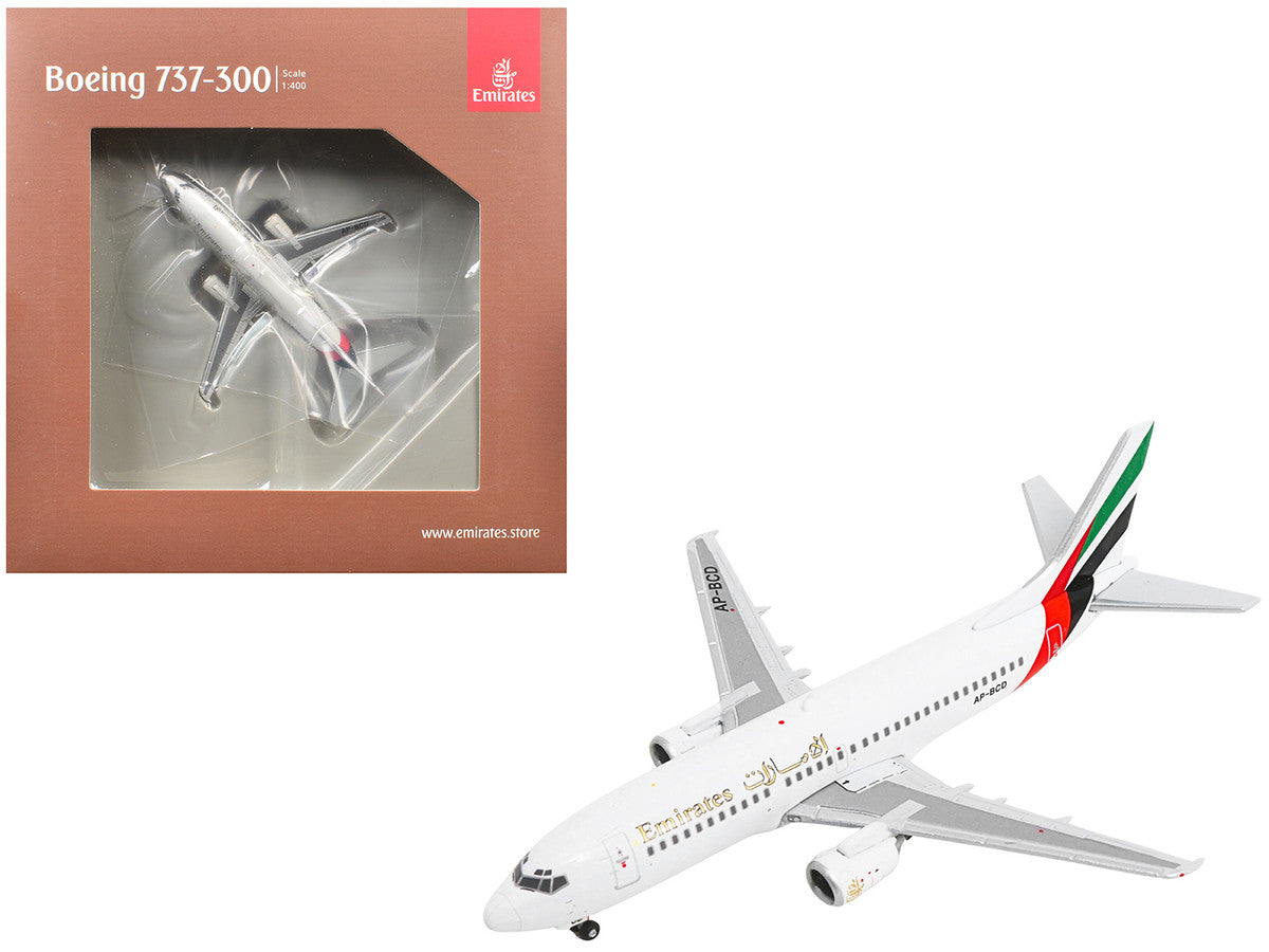 Boeing 737-300 Commercial Aircraft "Emirates Airlines" (AP-BCD) White with Striped Tail 1/400 Diecast Model by GeminiJets LuxuryLifeWay Online Store