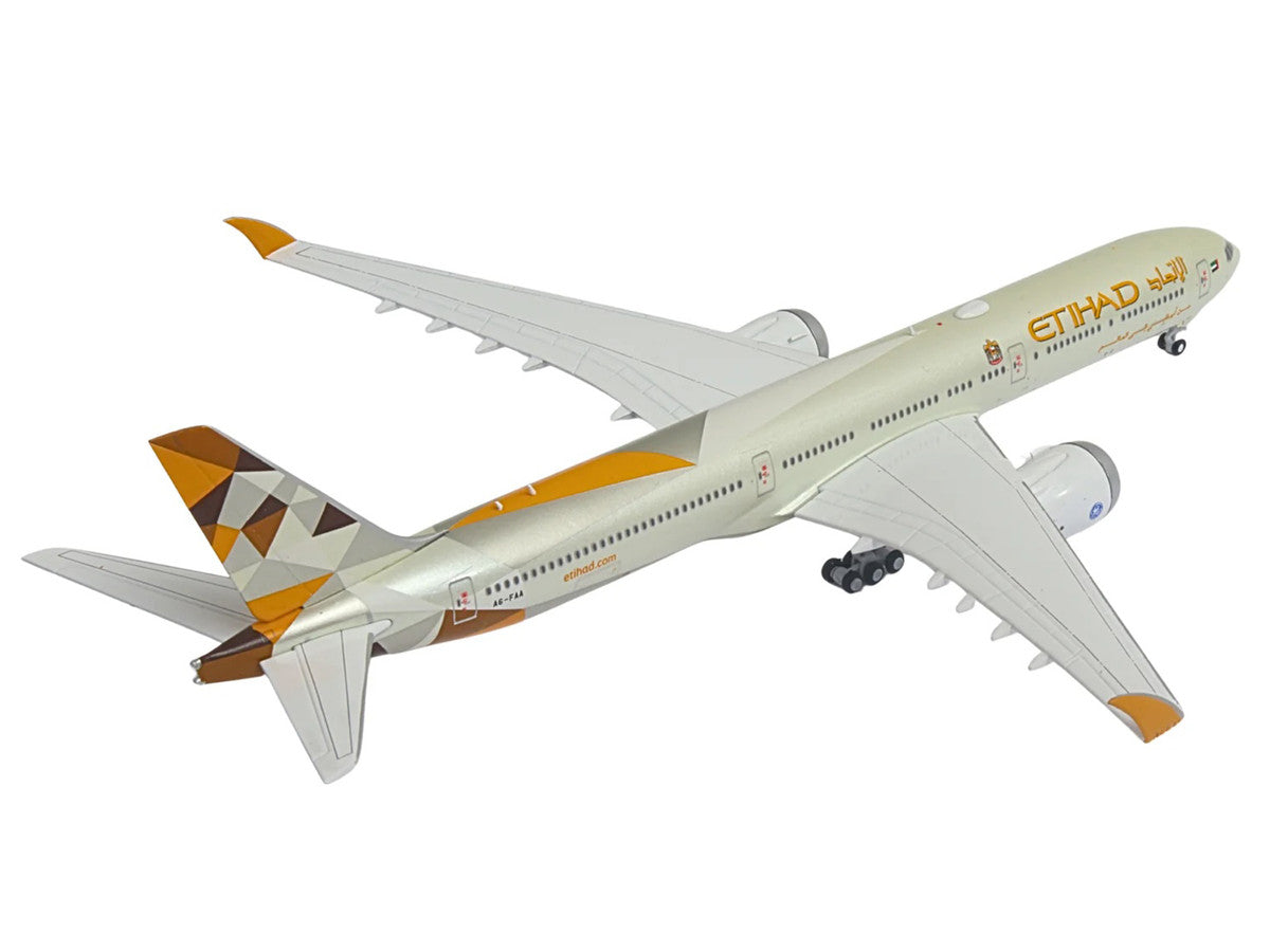 Boeing 777-9 Commercial Aircraft "Etihad Airways" (A6-FAA) Beige with Tail Graphics 1/400 Diecast Model Airplane by GeminiJets LuxuryLifeWay Online Store