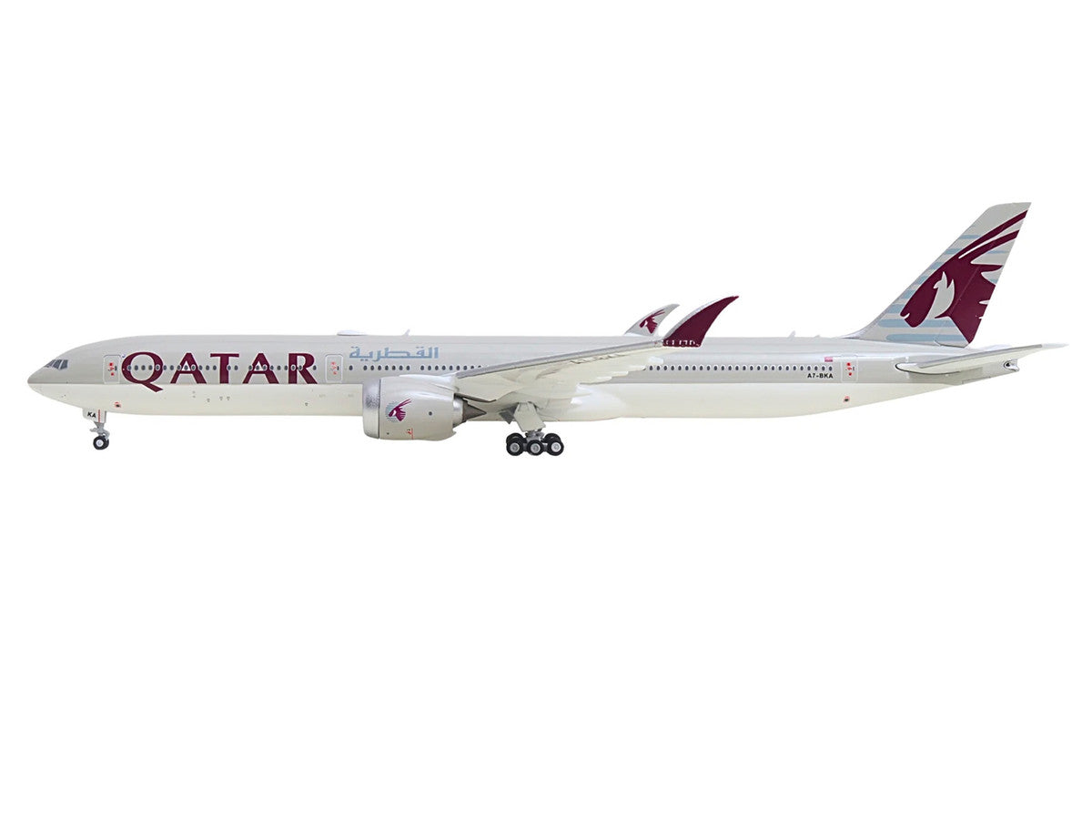 Boeing 777-9 Commercial Aircraft "Qatar Airways" (A7-BKA) Gray with Dark Red Tail Graphics 1/400 Diecast Model GeminiJets LuxuryLifeWay Online Store