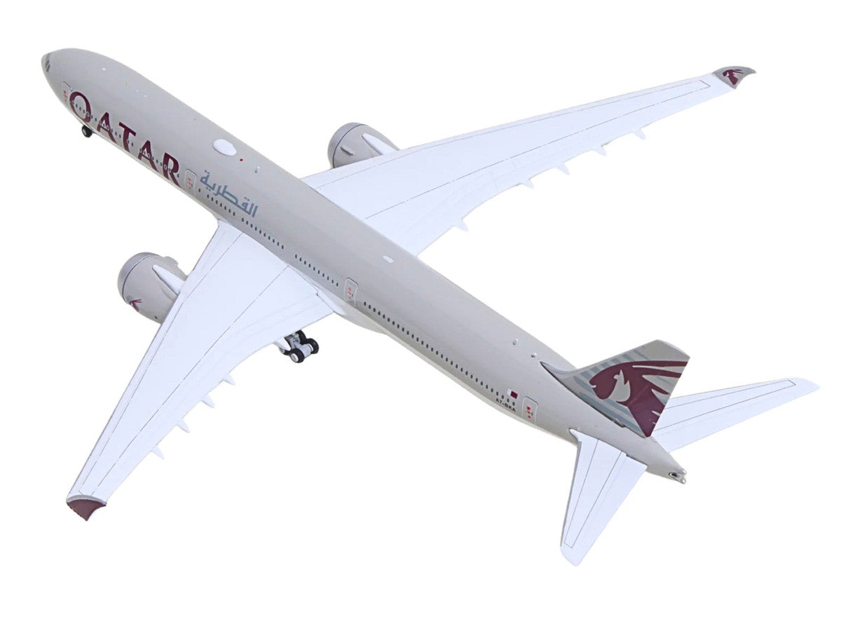 Boeing 777-9 Commercial Aircraft "Qatar Airways" (A7-BKA) Gray with Dark Red Tail Graphics 1/400 Diecast Model GeminiJets LuxuryLifeWay Online Store