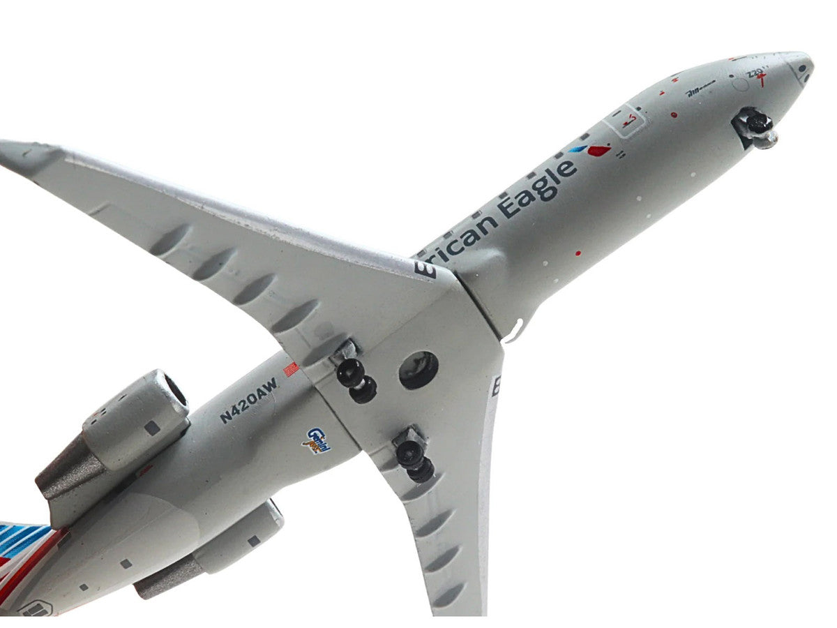 Bombardier CRJ200 Commercial Aircraft "American Eagle - Air Wisconsin" (N420AW) Gray with Red and Blue Tail 1/400 Diecast Model Airplane by GeminiJets LuxuryLifeWay Online Store