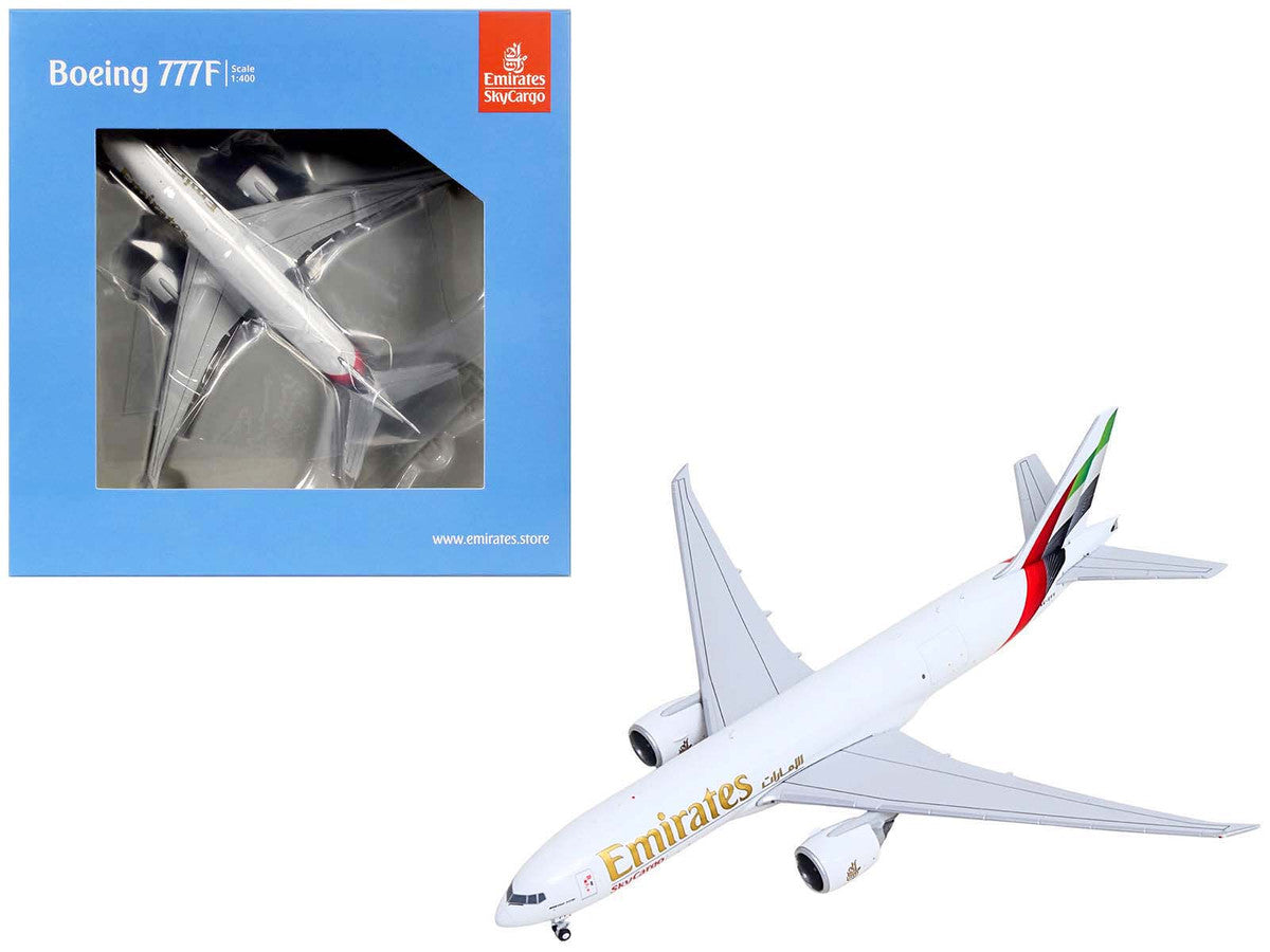 Boeing 777F Commercial Aircraft "Emirates SkyCargo" (A6-EFV) White with Striped Tail 1/400 Diecast Model by GeminiJets LuxuryLifeWay Online Store