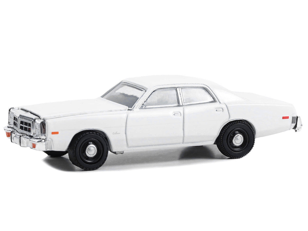 1977-78 Dodge Monaco Police Pursuit White "Hot Pursuit - Hobby Exclusive" Series 1/64 Diecast Model Car by Greenlight LuxuryLifeWay Online Store
