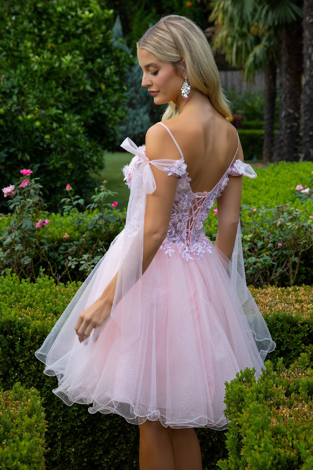 3D Flower and Embroidery Embellished Glitter Mesh Homecoming Dress w/ Lace-Up Back LuxuryLifeWay Online Store