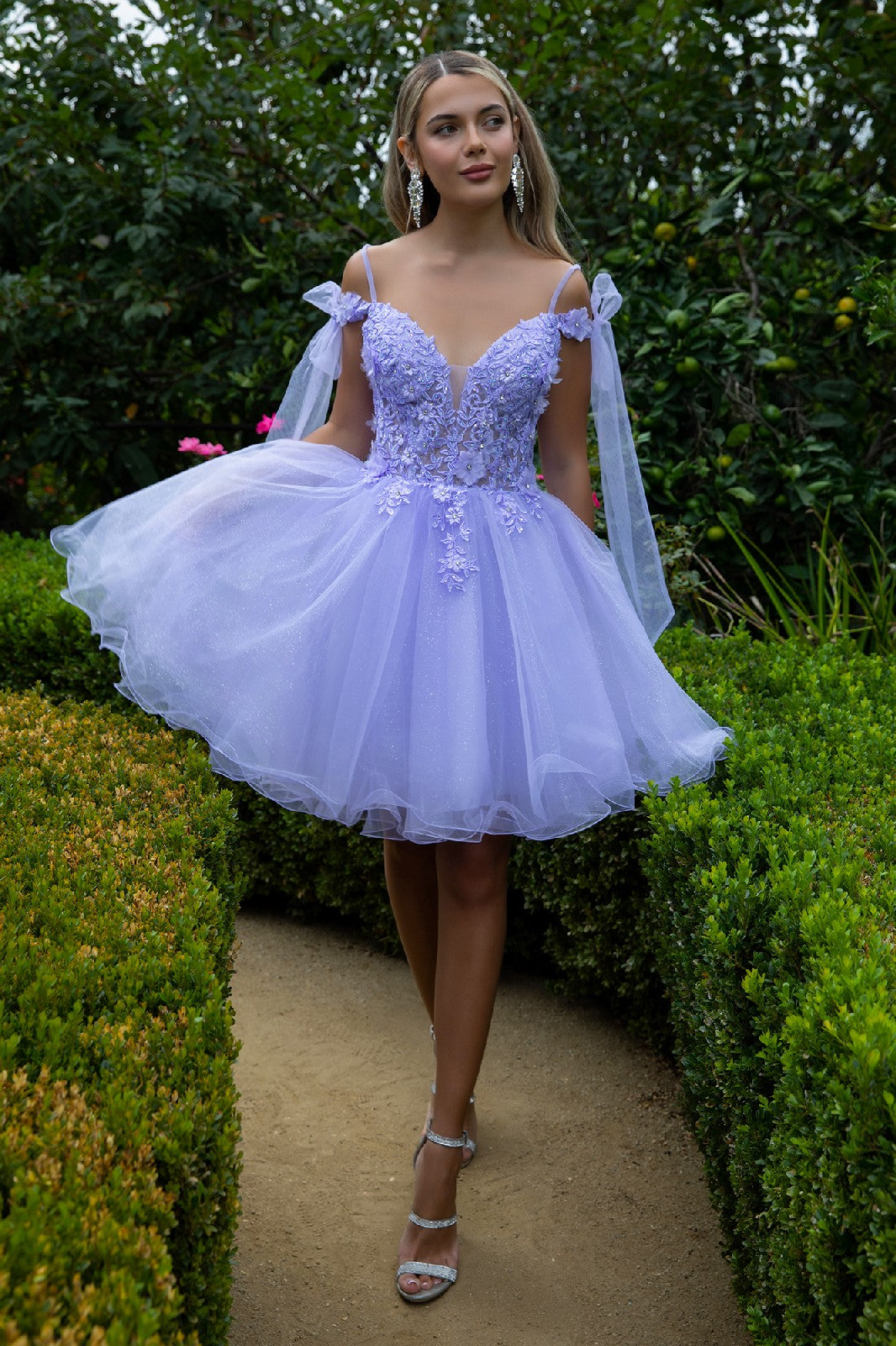 3D Flower and Embroidery Embellished Glitter Mesh Homecoming Dress w/ Lace-Up Back LuxuryLifeWay Online Store