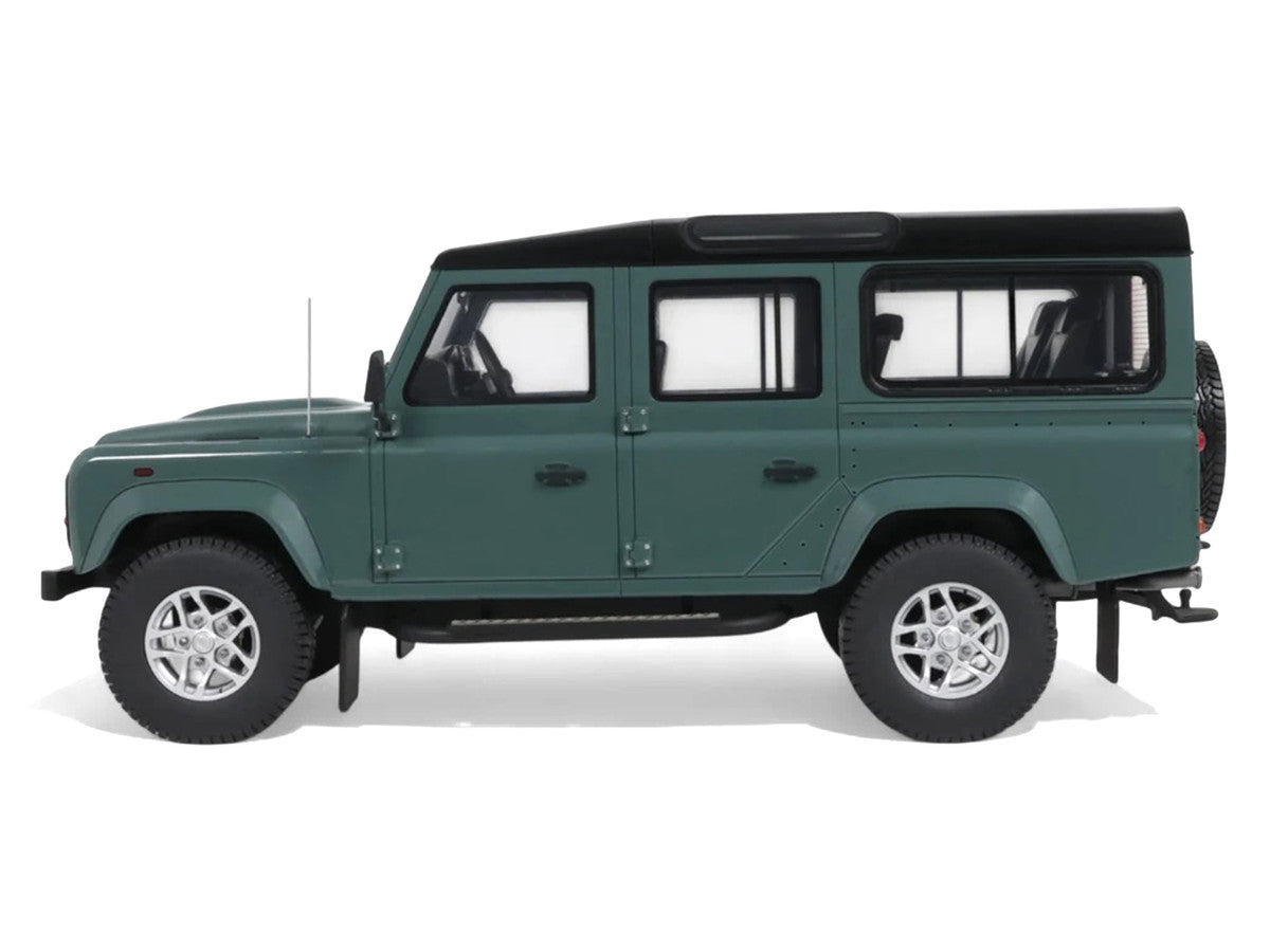 2016 Land Rover Defender 3 Station Wagon Green with Black Top 1/18 Model Car by GT Spirit LuxuryLifeWay Online Store