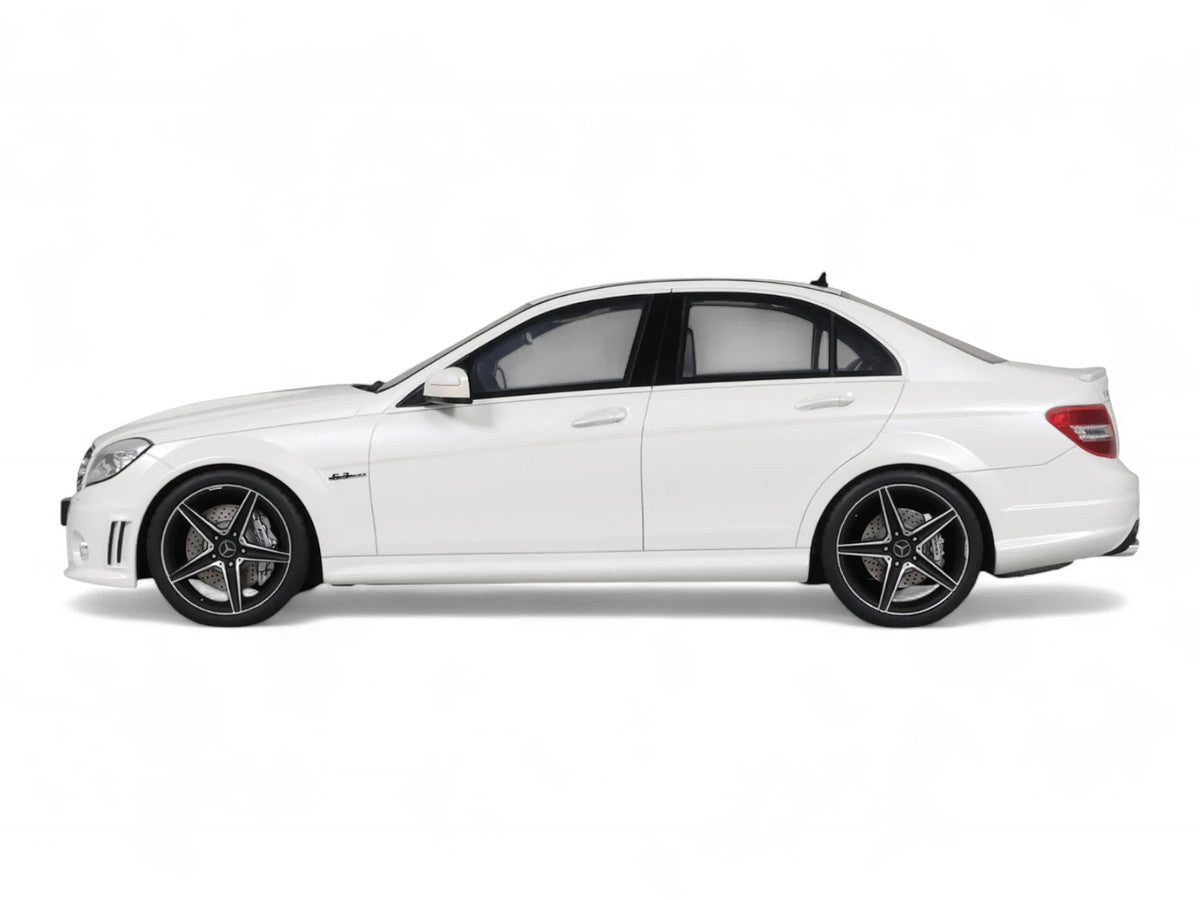 2007 Mercedes-Benz C63 AMG Diamond White 1/18 Model Car by GT Spirit LuxuryLifeWay Online Store