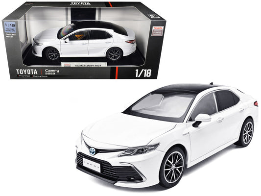 2023 Toyota Camry Hybrid White Metallic with Black Top 1/18 Diecast Model Car by Heimanba LuxuryLifeWay Online Store