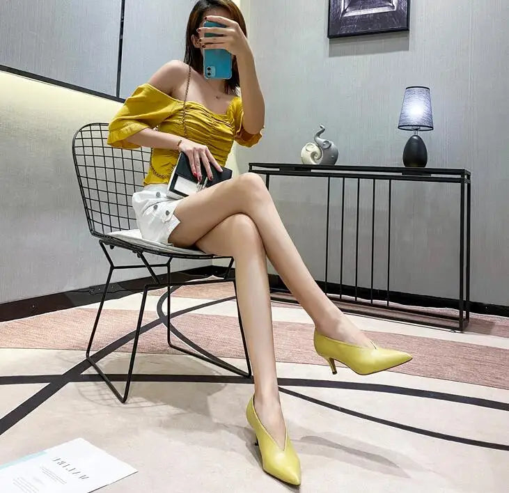 XGRAVITY Sexy Autumn New Designer Vintage Evening Shoes Ladies Fashion Pointed Toe V Cut Woman Shoes High Heel Pumps Sexy C323 LadyShow.Store