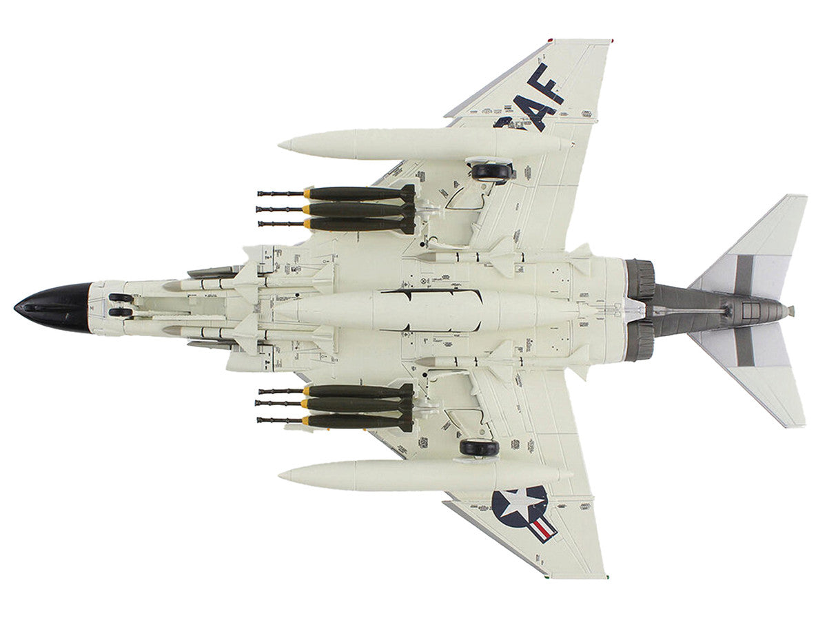 McDonnell Douglas F-4C Phantom II Fighter-Bomber Aircraft "45th TFS Ubon Thailand" (1965) United States Air Force "Air Power Series" 1/72 Diecast Model by Hobby Master LuxuryLifeWay Online Store