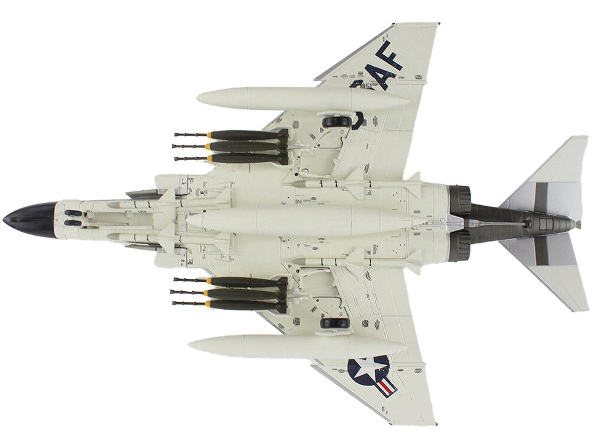McDonnell Douglas F-4C Phantom II Fighter-Bomber Aircraft "433rd TFS 8th TFW Ubon Thailand" (1966) United States Air Force "Air Power Series" 1/72 Diecast Model by Hobby Master LuxuryLifeWay Online Store