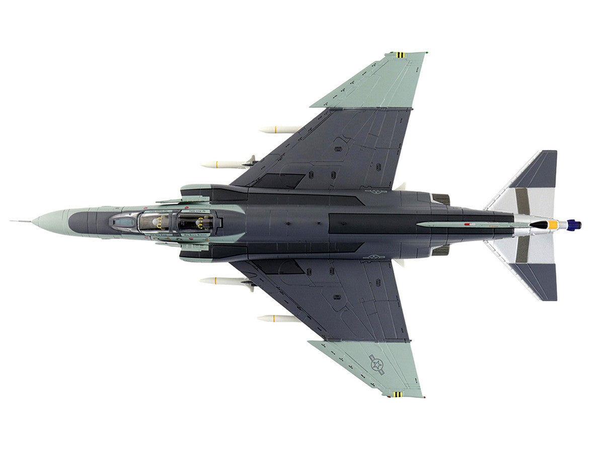 McDonnell Douglas F-4G Phantom II Fighter-Bomber Aircraft "Wild Weasels 69-7253 561st TFS 35th TFW George AFB" (1991) United States Air Force "Air Power Series" 1/72 Diecast Model by Hobby Master LuxuryLifeWay Online Store