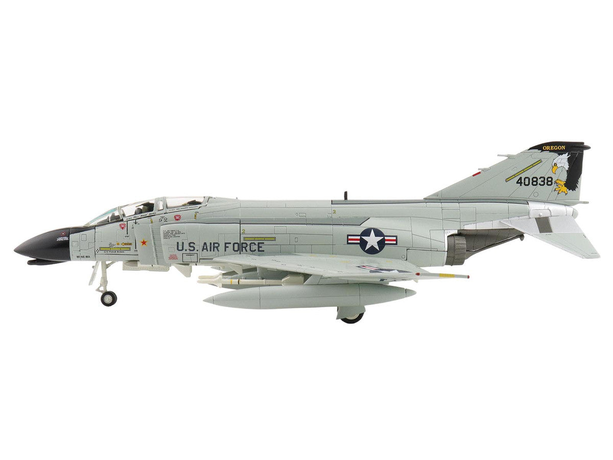 McDonnell Douglas F-4C Phantom II Fighter-Bomber Aircraft "40838 114th Tactical Fighter Training Squadron Oregon Air National Guard" (1980) United States Air Force "Air Power Series" 1/72 Diecast Model by Hobby Master LuxuryLifeWay Online Store