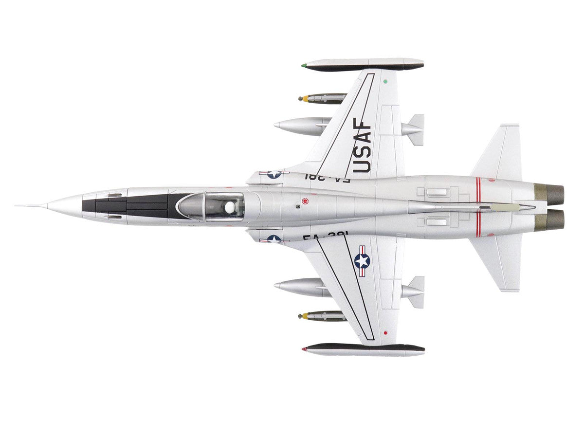 Northrop F-5A Freedom Fighter Aircraft "38381" (1960s) United States Air Force "Air Power Series" 1/72 Diecast Model by Hobby Master LuxuryLifeWay Online Store