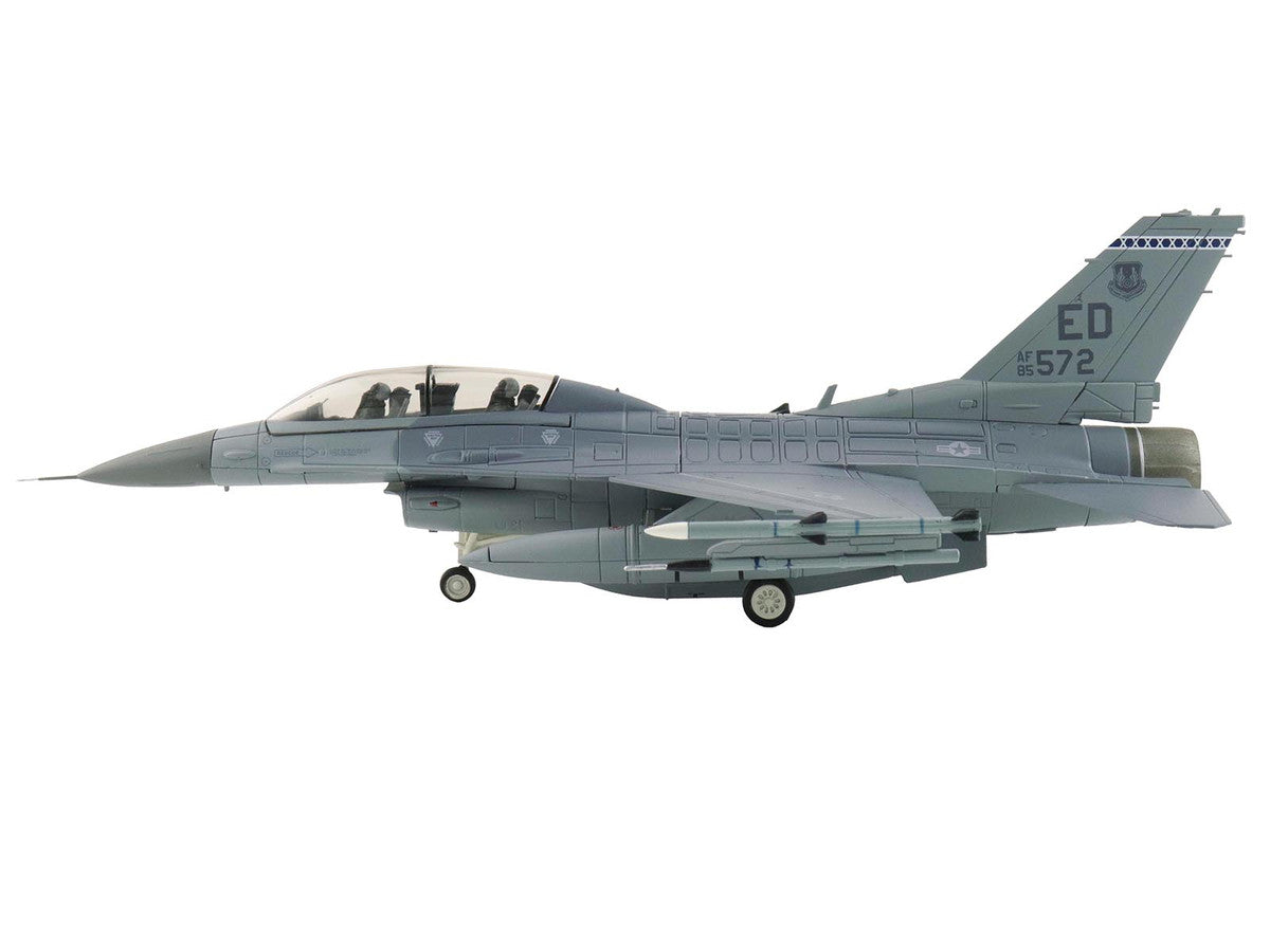 Lockheed F-16D Fighting Falcon Fighter Aircraft "85-1572 Edwards Air Force Base" (2024) United States Air Force "Air Power Series" 1/72 Diecast Model by Hobby Master LuxuryLifeWay Online Store