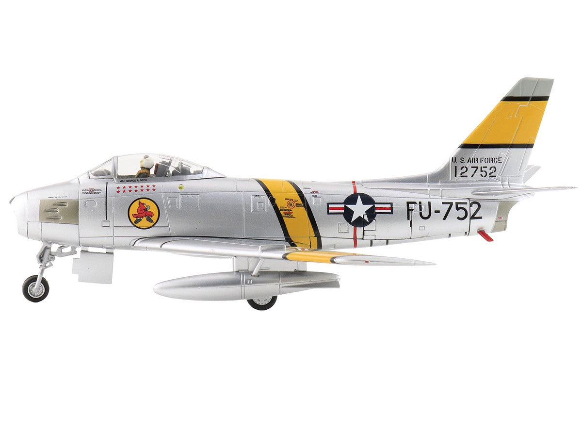 North American F-86E Sabre Fighter Aircraft "51-2752 Colonel George Andrew Davis Jr. 4th FIG 334th FIS" (1952) United States Air Force "Air Power Series" 1/72 Diecast Model by Hobby Master LuxuryLifeWay Online Store