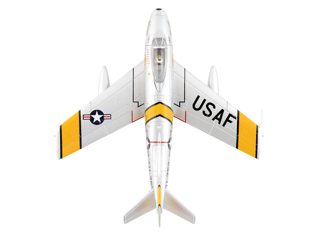 North American F-86E Sabre Fighter Aircraft "51-2752 Colonel George Andrew Davis Jr. 4th FIG 334th FIS" (1952) United States Air Force "Air Power Series" 1/72 Diecast Model by Hobby Master LuxuryLifeWay Online Store