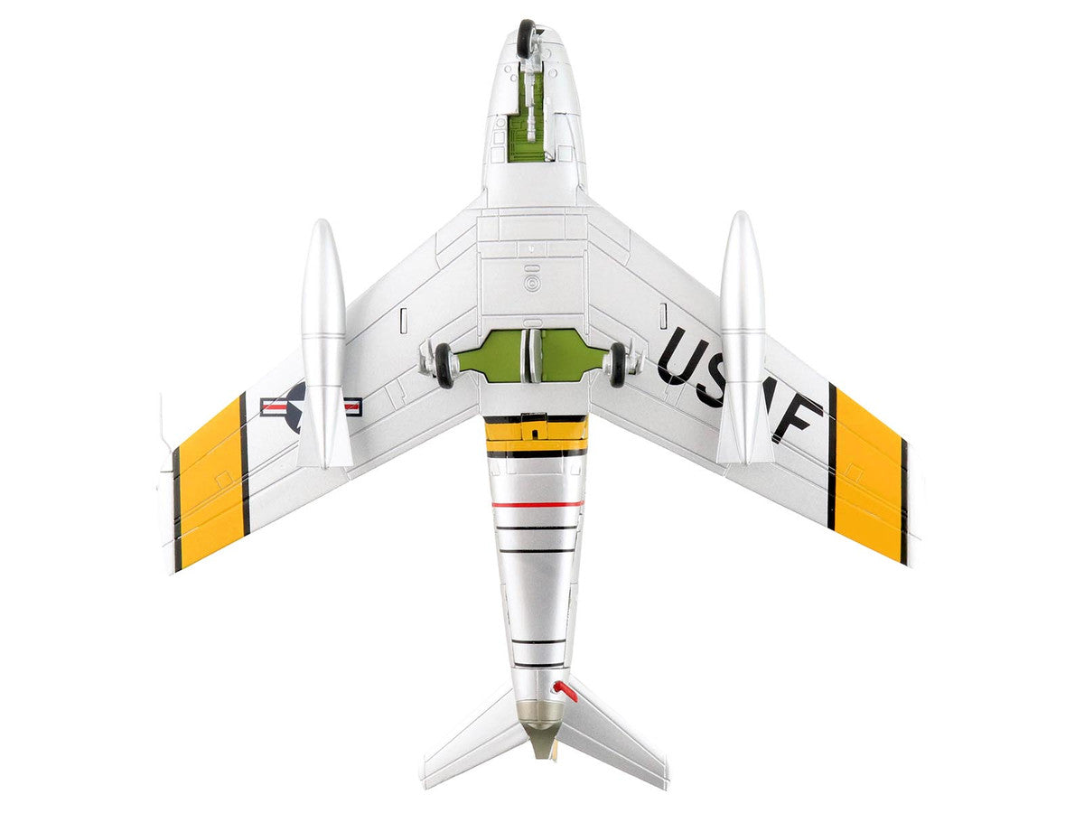North American F-86E Sabre Fighter Aircraft "51-2752 Colonel George Andrew Davis Jr. 4th FIG 334th FIS" (1952) United States Air Force "Air Power Series" 1/72 Diecast Model by Hobby Master LuxuryLifeWay Online Store