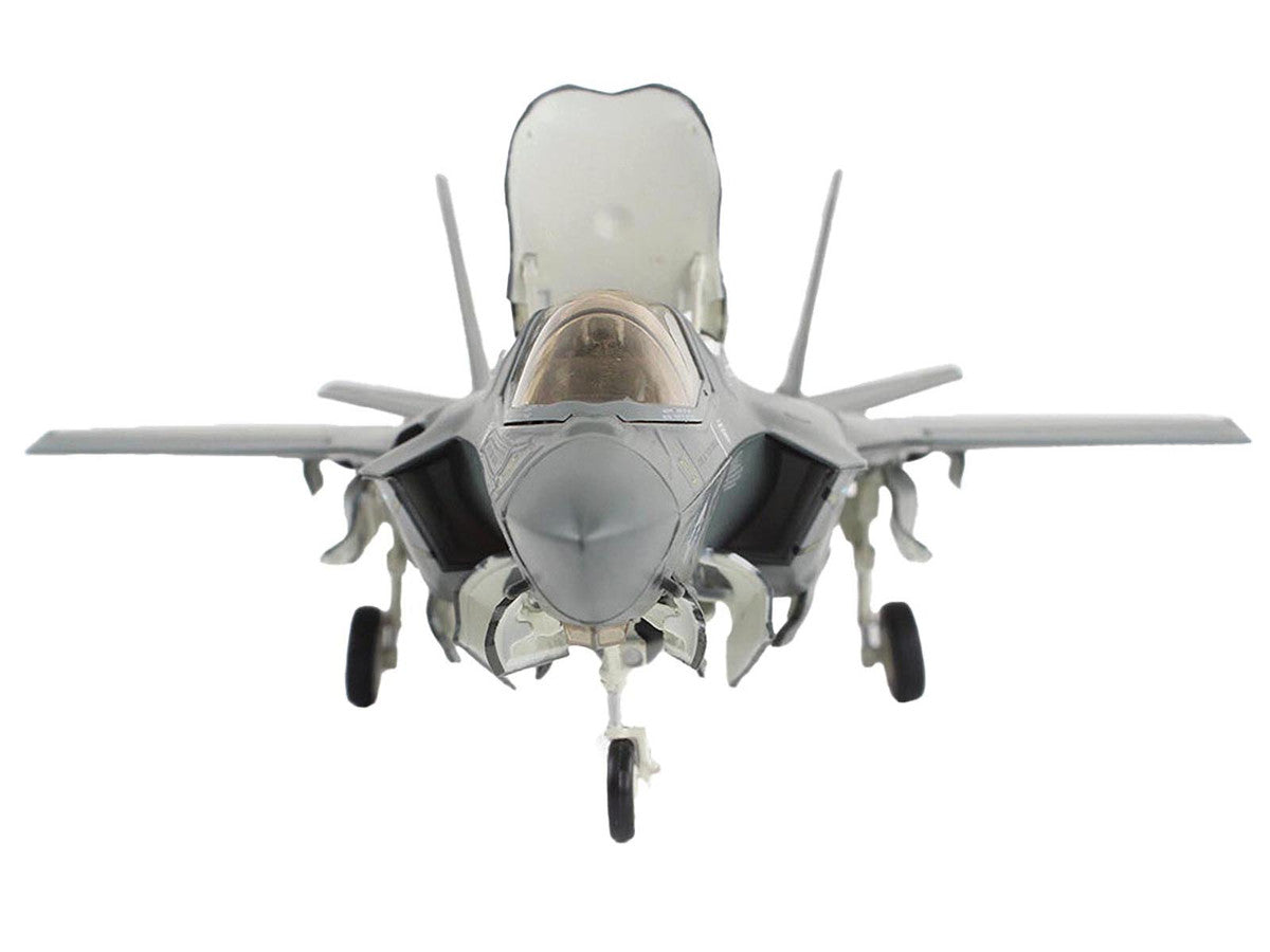 Lockheed Martin F-35B Lightning II Aircraft "Black Death VMFA-542 MCAS Cherry Point" (2023) United States Marine Corps "Air Power Series" 1/72 Diecast Model by Hobby Master LuxuryLifeWay Online Store