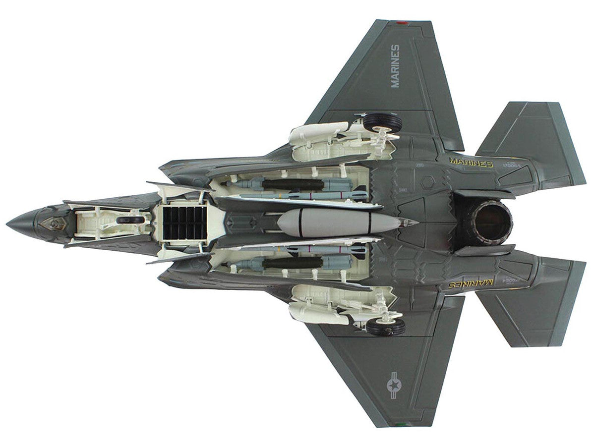 Lockheed Martin F-35B Lightning II Aircraft "Black Death VMFA-542 MCAS Cherry Point" (2023) United States Marine Corps "Air Power Series" 1/72 Diecast Model by Hobby Master LuxuryLifeWay Online Store
