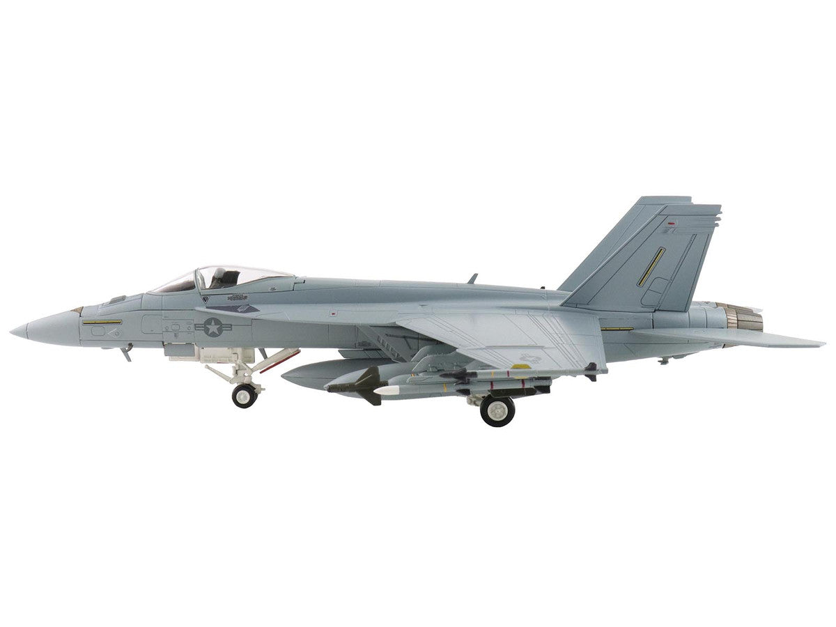 Boeing F/A-18E Super Hornet Fighter Aircraft "Dagger Team (with decals)" United States Navy "Air Power Series" 1/72 Diecast Model by Hobby Master LuxuryLifeWay Online Store