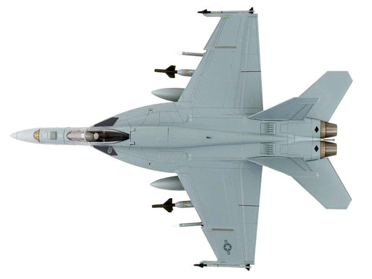 Boeing F/A-18E Super Hornet Fighter Aircraft "Dagger Team (with decals)" United States Navy "Air Power Series" 1/72 Diecast Model by Hobby Master LuxuryLifeWay Online Store