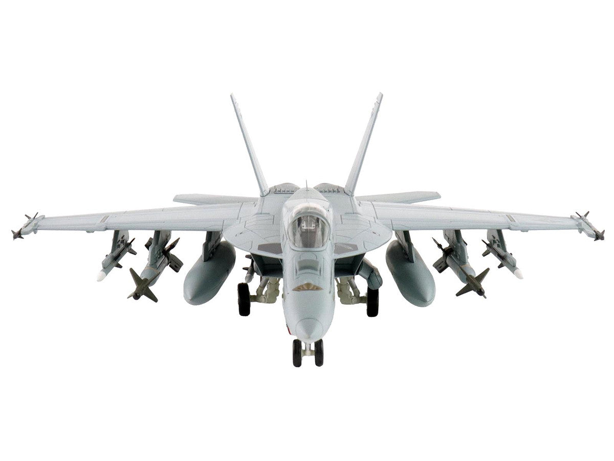 Boeing F/A-18E Super Hornet Fighter Aircraft "Dagger Team (with decals)" United States Navy "Air Power Series" 1/72 Diecast Model by Hobby Master LuxuryLifeWay Online Store