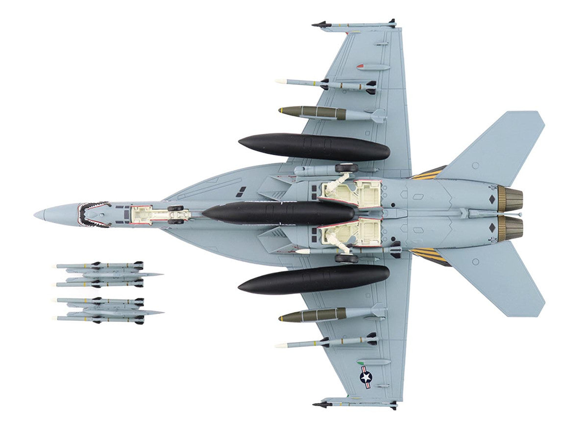 Boeing F/A-18E Super Hornet Fighter Aircraft "166828 VFA-151 Vigilantes USS Lincoln" (2021) United States Navy "Air Power Series" 1/72 Diecast Model by Hobby Master LuxuryLifeWay Online Store