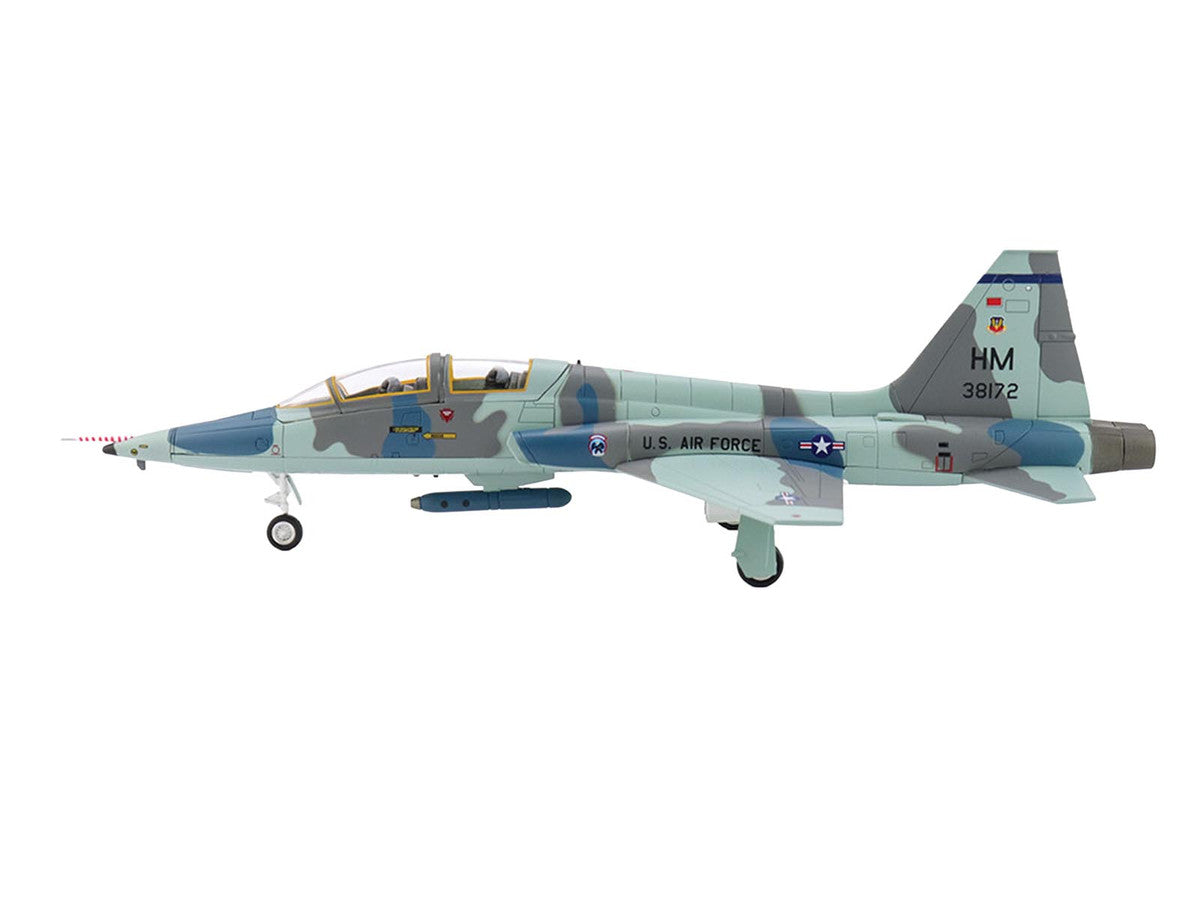 Northrop AT-38B Talon Aircraft "63-8172 479th TTW LIFT Trainer NASA" (1980s) United States Air Force "Air Power Series" 1/72 Diecast Model by Hobby Master LuxuryLifeWay Online Store