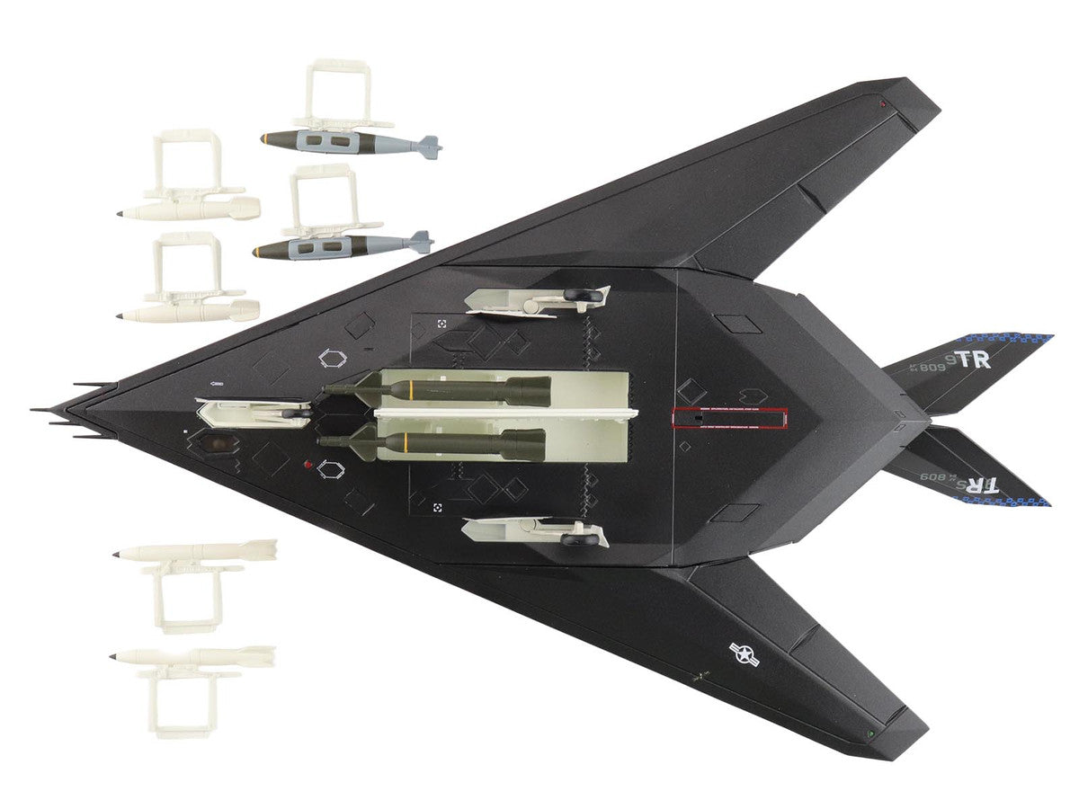 Lockheed YF-117 Nighthawk Stealth Aircraft "79-10782 410th FTS Edwards AFB" (2005) United States Air Force "Air Power Series" 1/72 Diecast Model by Hobby Master LuxuryLifeWay Online Store